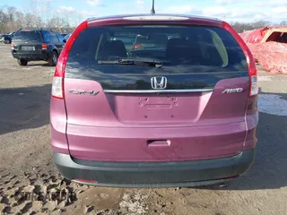 2013 Honda CR-V EX with VIN 5J6RM4H57DL032977, listed as a IAAI auction lot 41589238 with 124,206 mi miles. Bid and sale history available at carsss.com. Image 15.
