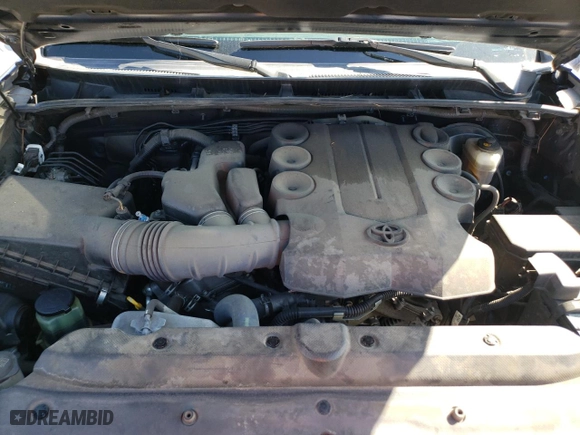2018 Toyota 4Runner SR5 with VIN JTEZU5JR6J5187315, listed as a Copart auction lot 52288535 with 101,570 mi miles and Salvage Title. Bid and sale history available at carsss.com. Image 13.