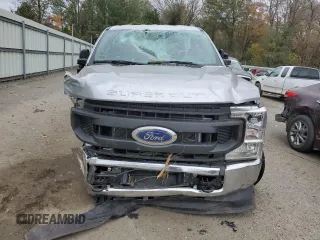 2021 Ford F-350 z VIN 1FT8X3BNXMEE09236, wystawiony jako Copart lot #79728943 z przebiegiem 29 675 mil mil oraz Szkoda całkowita • Salvage title. Historia ofert i sprzedaży dostępna na DreamBid. Obrazek 5.