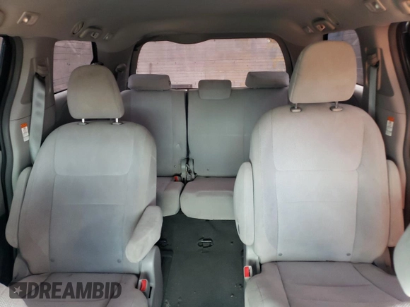 2019 Toyota Sienna L with VIN 5TDZZ3DC8KS006907, listed as a Copart auction lot 70310274 with 73,234 mi miles and Salvage Title. Bid and sale history available at carsss.com. Image 10.