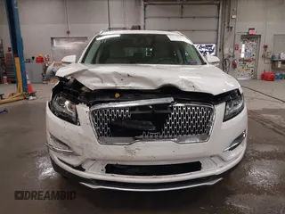 2019 Lincoln MKC Reserve with VIN 5LMCJ3D9XKUL17812, listed as a IAAI auction lot 41730211 with 56,716 mi miles and . Bid and sale history available at DreamBid. Image 13.