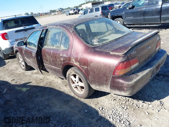 1998 Nissan Maxima GXE z VIN JN1CA21A0WT402950, wystawiony jako IAAI lot #41825084 z przebiegiem 244 042 mil mil oraz . Historia ofert i sprzedaży dostępna na DreamBid. Obrazek 3.