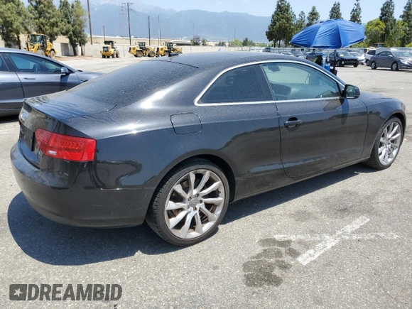 2013 Audi A5 Premium Plus z VIN WAULFAFR0DA075964, wystawiony jako Copart lot #59235915 z przebiegiem 97 553 mil mil oraz Szkoda całkowita • Salvage title. Historia ofert i sprzedaży dostępna na DreamBid. Obrazek 3.