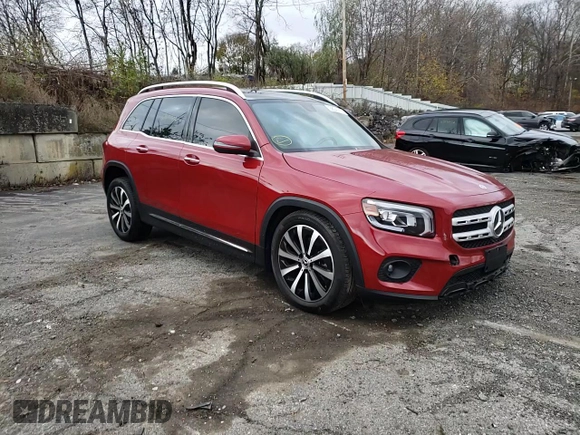 2021 Mercedes-Benz GLB with VIN W1N4M4HB5MW101727, listed as a Copart auction lot 68041612 with 9,864 mi miles. Bid and sale history available at carsss.com. Image 11.