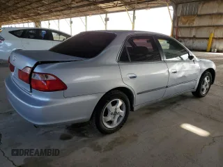 1998 Honda Accord LX with VIN 1HGCG5549WA067962, listed as a Copart auction lot 50347635 with 245,728 mi miles and Salvage title. Bid and sale history available at DreamBid. Image 3.