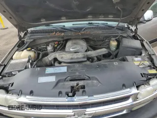 2002 Chevrolet Tahoe LT z VIN 1GNEK13Z02J103049, wystawiony jako Copart lot #52364765 z przebiegiem 216 289 mil mil oraz Szkoda całkowita • Salvage title. Historia ofert i sprzedaży dostępna na DreamBid. Obrazek 11.
