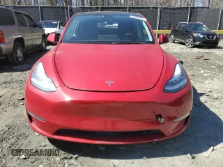 2021 Tesla Model Y Long Range with VIN 5YJYGAEE4MF260627, listed as a Copart auction lot 49091655 with 67,850 mi miles and Salvage Title. Bid and sale history available at DreamBid. Image 5.