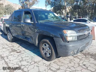 2003 Chevrolet Avalanche with VIN 3GNEC13T83G188847, listed as a IAAI auction lot 41739306 with 222,007 mi miles. Bid and sale history available at carsss.com. Image 1.