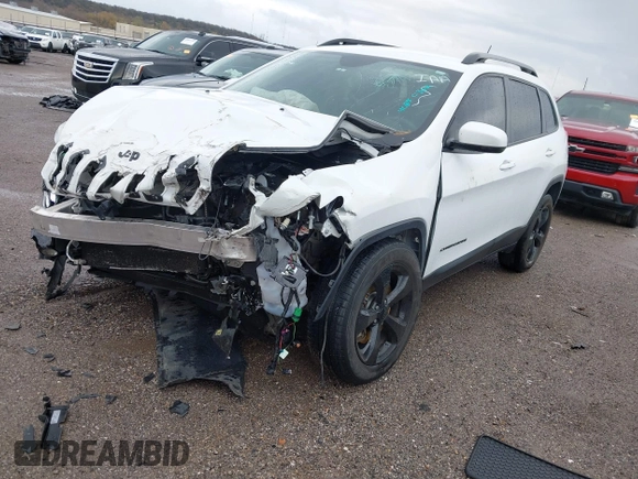 2016 Jeep Cherokee Latitude with VIN 1C4PJMCSXGW214243, listed as a IAAI auction lot 40850362 with 96,240 mi miles and . Bid and sale history available at carsss.com. Image 17.