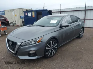 2019 Nissan Altima 2.5 Platinum with VIN 1N4BL4FVXKC174868, listed as a IAAI auction lot 41939991 with 63,022 mi miles. Bid and sale history available at carsss.com. Image 17.