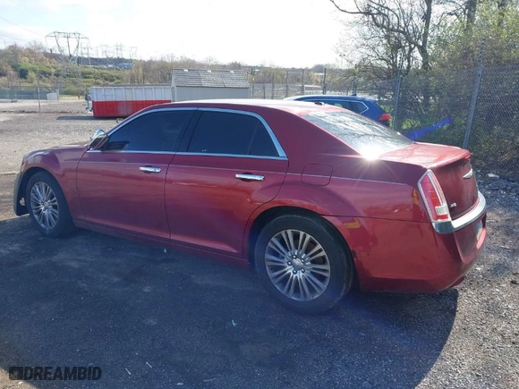 2013 Chrysler 300 with VIN 2C3CCAKTXDH645262, listed as a IAAI auction lot 41939164 with NaN miles. Bid and sale history available at carsss.com. Image 19.