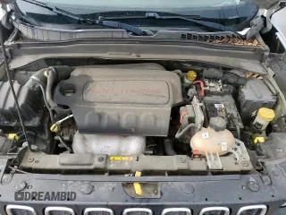 2018 Jeep Renegade Latitude с VIN ZACCJABB2JPJ36170, выставлен на аукционе Copart как лот 55753595 с пробегом 99 359 миль миль и Списание • Salvage title. История ставок и продаж доступна на DreamBid. Изображение 11.