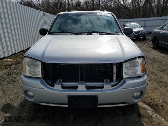2007 GMC Envoy SLT with VIN 1GKDT13SX72288947, listed as a Copart auction lot 46614935 with 220,835 mi miles and Salvage Title. Bid and sale history available at carsss.com. Image 5.