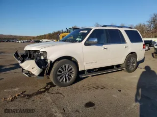 2015 Lincoln Navigator with VIN 5LMJJ2JT7FEJ14619, listed as a Copart auction lot 41954665 with 49,600 mi miles and Salvage Title. Bid and sale history available at carsss.com. Image 1.