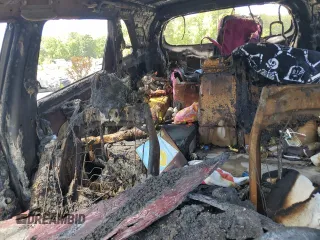 2014 Kia Sorento LX z VIN 5XYKT4A61EG454382, wystawiony jako Copart lot #57873995 z przebiegiem Nie podano mil oraz Nie do naprawy • Non repairable. Historia ofert i sprzedaży dostępna na DreamBid. Obrazek 10.