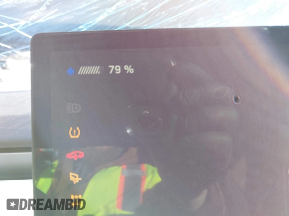 2024 Tesla Cybertruck z VIN 7G2CEHED5RA015790, wystawiony jako IAAI lot #41587683 z przebiegiem 5 867 mil mil oraz . Historia ofert i sprzedaży dostępna na DreamBid. Obrazek 16.