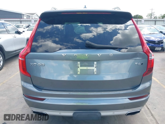 2018 Volvo XC90 Momentum with VIN YV4A22PK6J1212864, listed as a IAAI auction lot 42481788 with 83,383 mi miles and . Bid and sale history available at DreamBid. Image 17.
