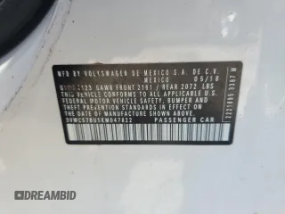2019 Volkswagen Jetta S z VIN 3VWC57BU5KM047822, wystawiony jako Copart lot #55293365 z przebiegiem 74 538 mil mil oraz Nie do naprawy • Non repairable. Historia ofert i sprzedaży dostępna na DreamBid. Obrazek 13.