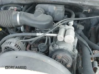1999 Chevrolet Silverado 1500 с VIN 1GCEC19W8XZ185978, выставлен на аукционе IAAI как лот 42046322 с пробегом 153 968 миль миль и . История ставок и продаж доступна на DreamBid. Изображение 12.