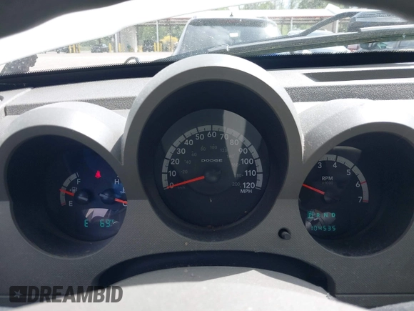 2007 Dodge Nitro SXT with VIN 1D8GT28K37W597001, listed as a IAAI auction lot 42350016 with 104,535 mi miles and . Bid and sale history available at DreamBid. Image 7.