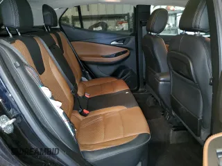 2021 Buick Encore GX Essence с VIN KL4MMGSL7MB164632, выставлен на аукционе Copart как лот 57083755 с пробегом 88 900 миль миль и Чистый • Clean title. История ставок и продаж доступна на DreamBid. Изображение 11.
