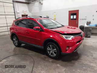 2017 Toyota RAV4 XLE with VIN 2T3WFREV9HW395885, listed as a IAAI auction lot 41637484 with 236,183 mi miles. Bid and sale history available at carsss.com. Image 1.