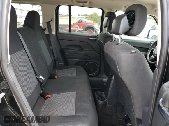 2015 Jeep Patriot Sport z VIN 1C4NJRBB1FD176918, wystawiony jako Copart lot #72587214 z przebiegiem 109 151 mil mil oraz Szkoda całkowita • Salvage title. Historia ofert i sprzedaży dostępna na DreamBid. Obrazek 11.