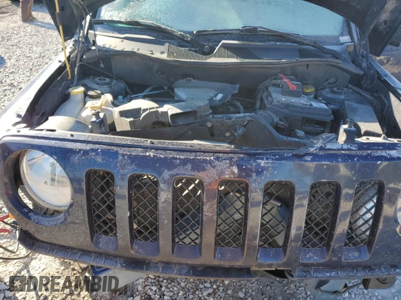 2013 Jeep Patriot Sport z VIN 1C4NJPBA3DD130144, wystawiony jako Copart lot #74302753 z przebiegiem 128 813 mil mil oraz Szkoda całkowita • Salvage title. Historia ofert i sprzedaży dostępna na DreamBid. Obrazek 12.