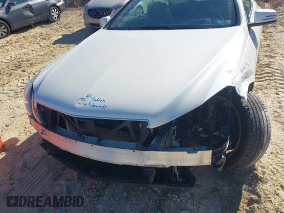2013 Mercedes-Benz E 350 с VIN WDDKK5KF4DF209140, выставлен на аукционе IAAI как лот 41829168 с пробегом 100 548 миль миль и . История ставок и продаж доступна на DreamBid. Изображение 18.