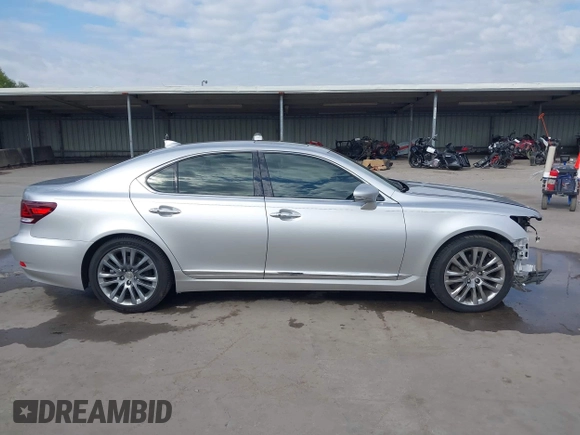 2017 Lexus LS with VIN JTHBL5EF8H5144547, listed as a IAAI auction lot 41098437 with 86,032 mi miles. Bid and sale history available at carsss.com. Image 14.