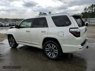 2014 Toyota 4Runner SR5 with VIN JTEZU5JR9E5073203, listed as a Copart auction lot 49652205 with 254,454 mi miles and Salvage Title. Bid and sale history available at carsss.com. Image 2.