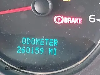 2007 Chevrolet Tahoe LT z VIN 1GNFC13067R201692, wystawiony jako IAAI lot #42084896 z przebiegiem 260 159 mil mil oraz . Historia ofert i sprzedaży dostępna na DreamBid. Obrazek 15.