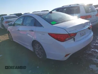 2014 Hyundai Sonata SE with VIN 5NPEC4AC7EH928010, listed as a IAAI auction lot 41618074 with 92,403 mi miles and . Bid and sale history available at DreamBid. Image 3.
