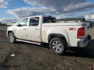 2010 GMC Sierra 1500 SLT with VIN 3GTRKWE39AG184083, listed as a Copart auction lot 47813715 with 0 mi miles and Salvage Title. Bid and sale history available at carsss.com. Image 2.