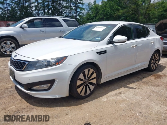 2012 Kia Optima SX z VIN 5XXGR4A68CG002791, wystawiony jako IAAI lot #42531924 z przebiegiem 180 153 mil mil oraz . Historia ofert i sprzedaży dostępna na DreamBid. Obrazek 2.