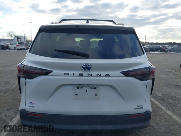 2024 Toyota Sienna XLE with VIN 5TDJSKFC6RS119094, listed as a IAAI auction lot 41434990 with 113,532 mi miles and . Bid and sale history available at DreamBid. Image 16.