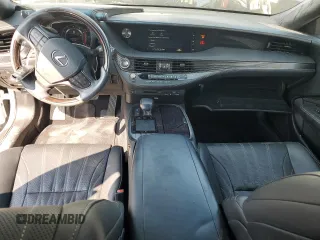 2018 Lexus LS with VIN JTHB51FF8J5002593, listed as a Copart auction lot 64681354 with 84,715 mi miles and Salvage Title. Bid and sale history available at carsss.com. Image 8.