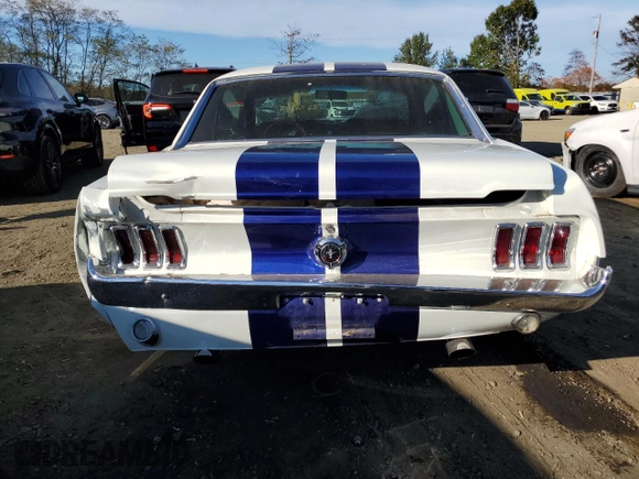 1967 Ford Mustang с VIN 7R01C118397, выставлен на аукционе Copart как лот 75399644 с пробегом 14 004 миль миль и Списание • Salvage title. История ставок и продаж доступна на DreamBid. Изображение 6.