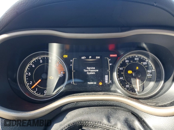 2016 Jeep Cherokee Altitude with VIN 1C4PJLCS2GW190661, listed as a Copart auction lot 45051135 with 70,294 mi miles and Salvage Title. Bid and sale history available at carsss.com. Image 9.