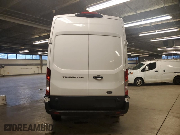 2024 Ford Transit Cargo with VIN 1FTBR1X86RKA81698, listed as a Copart auction lot 42611405 with 13,736 mi miles and Clean Title. Bid and sale history available at carsss.com. Image 6.
