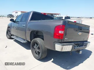 2010 Chevrolet Silverado 1500 LT with VIN 3GCRCSE06AG138545, listed as a IAAI auction lot 41990971 with 243,252 mi miles and . Bid and sale history available at DreamBid. Image 3.