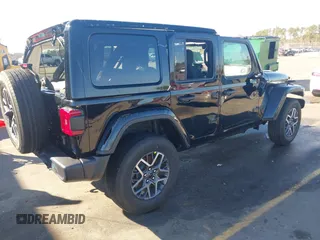 2025 Jeep Wrangler Sahara with VIN 1C4PJXEN1SW526548, listed as a IAAI auction lot 41509683 with 1,562 mi miles and . Bid and sale history available at DreamBid. Image 4.