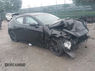 2023 Mazda 3 Premium Plus с VIN JM1BPBNY2P1605592, выставлен на аукционе IAAI как лот 42325156 с пробегом 53 756 миль миль и . История ставок и продаж доступна на DreamBid. Изображение 1.