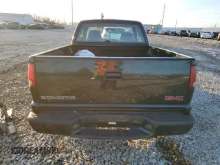 2002 GMC Sonoma SL with VIN 1GTCS19W628213723, listed as a Copart auction lot 86668534 with 90,858 mi miles and Salvage Title. Bid and sale history available at carsss.com. Image 6.