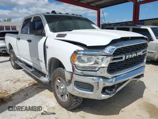 2019 Ram 2500 Tradesman with VIN 3C6UR5CJ1KG632844, listed as a IAAI auction lot 41975443 with 122,700 mi miles and . Bid and sale history available at DreamBid. Image 1.