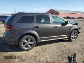 2019 Dodge Journey Crossroad z VIN 3C4PDCGGXKT746288, wystawiony jako Copart lot #53780855 z przebiegiem 106 171 mil mil oraz Szkoda całkowita • Salvage title. Historia ofert i sprzedaży dostępna na DreamBid. Obrazek 3.