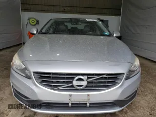 2015 Volvo S60 T5 Premier с VIN YV1612TBXF1306216, выставлен на аукционе Copart как лот 56515815 с пробегом 126 378 миль миль и Списание • Salvage title. История ставок и продаж доступна на DreamBid. Изображение 5.