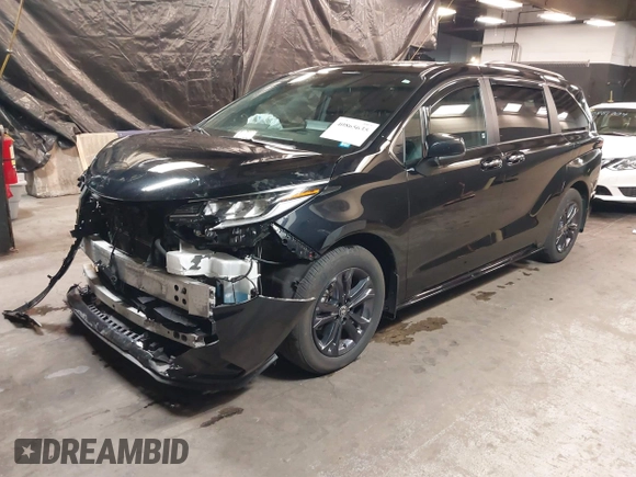 2024 Toyota Sienna XSE z VIN 5TDDSKFC3RS114626, wystawiony jako IAAI lot #40865635 z przebiegiem 45 974 mil mil oraz . Historia ofert i sprzedaży dostępna na DreamBid. Obrazek 2.