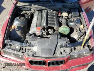 1993 BMW 3 Series z VIN WBABF3319PEF40084, wystawiony jako Copart lot #74504144 z przebiegiem 146 650 mil mil oraz Szkoda całkowita • Salvage title. Historia ofert i sprzedaży dostępna na DreamBid. Obrazek 11.
