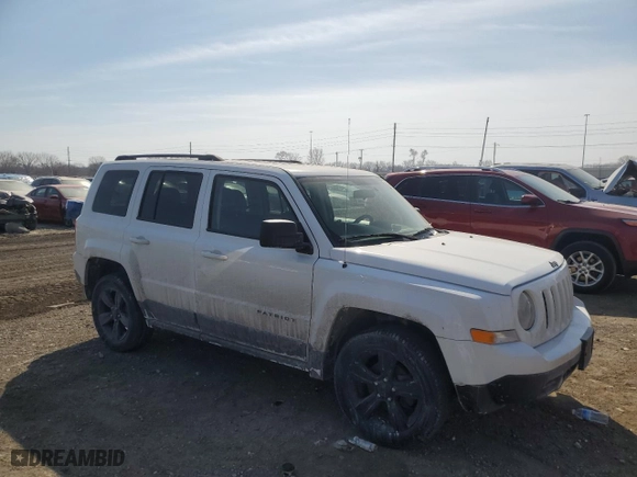 2015 Jeep Patriot Sport with VIN 1C4NJPBA2FD342231, listed as a Copart auction lot 47080745 with 196,938 mi miles and Clean Title. Bid and sale history available at carsss.com. Image 4.